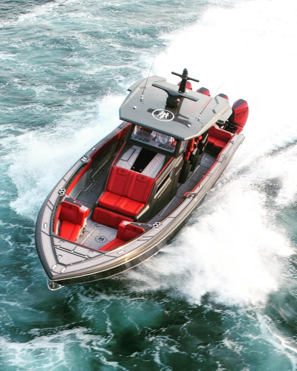 GMARINE Luxury Cruiser